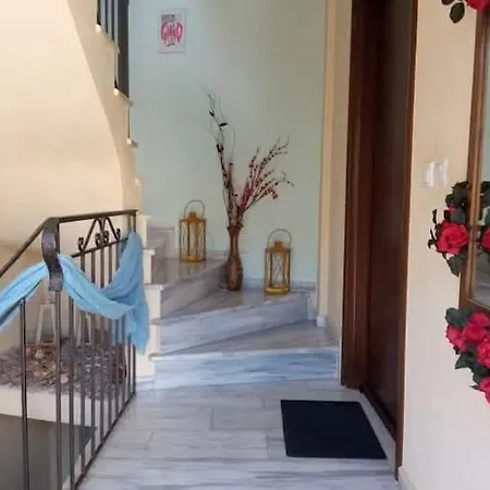 Giannad Apartment *