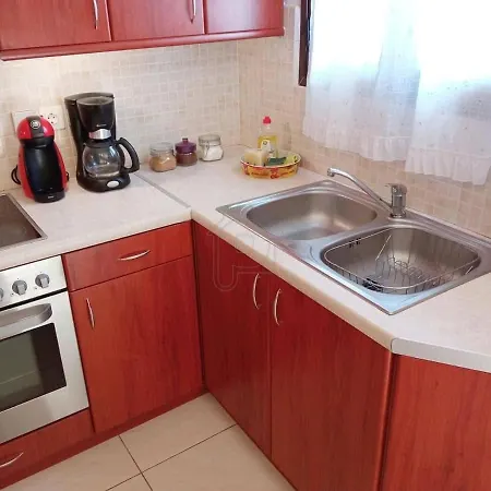 Giannad Apartment